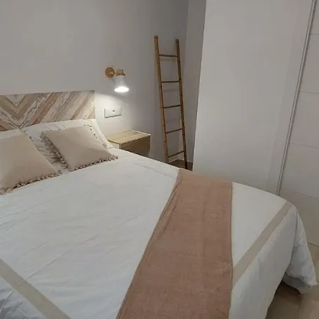 Quesada Centro, Confort 2